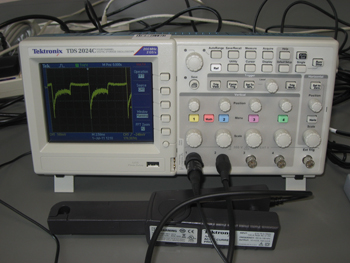 TDS2024C Oscilloscope & Tektronix A622 Current Probe