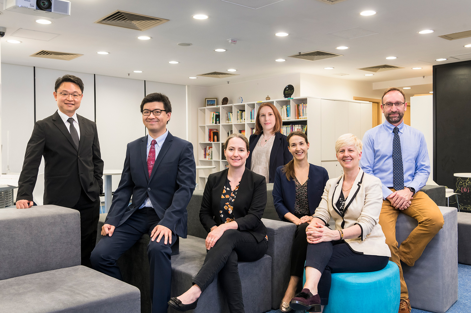 From left: Professor Kenneth Lo Kam-wing; Dr Tsui Lik-hang; Dr Rebecca Parkes; Mrs Susanna Taylor; Dr Kate Flay; Professor Vanessa Barrs; and Dr Gareth Fitch
